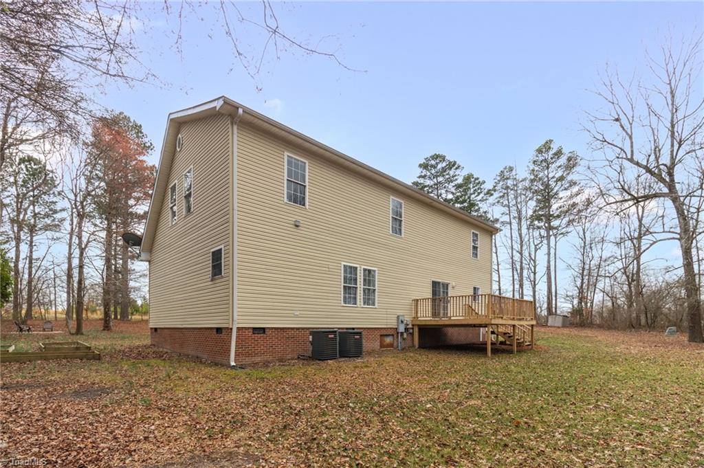 7039 Old 421 Road, Liberty, NC 27298