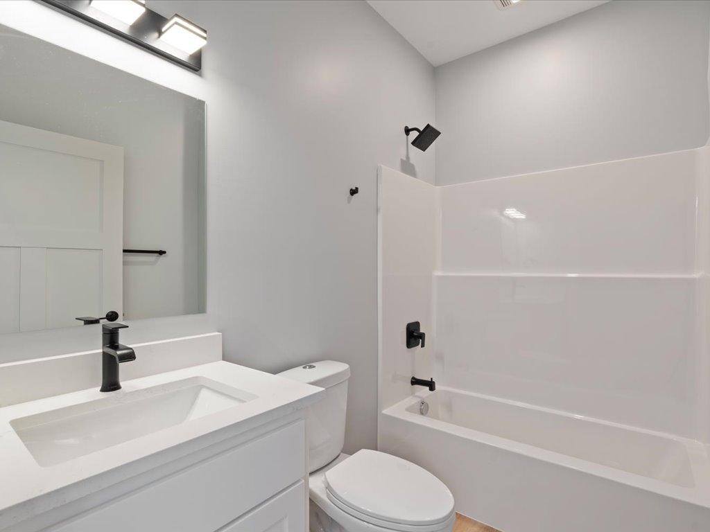 15828 Old Stonebridge Trail, Brainerd, MN 56401