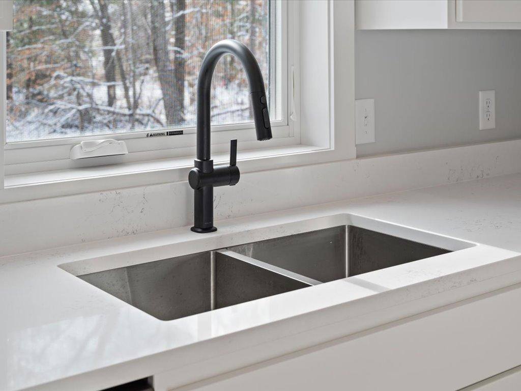 15828 Old Stonebridge Trail, Brainerd, MN 56401