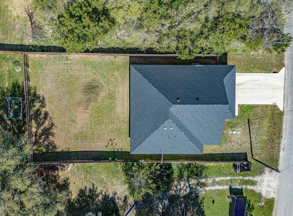 3039 Steepleridge Circle, Granbury, TX 76048