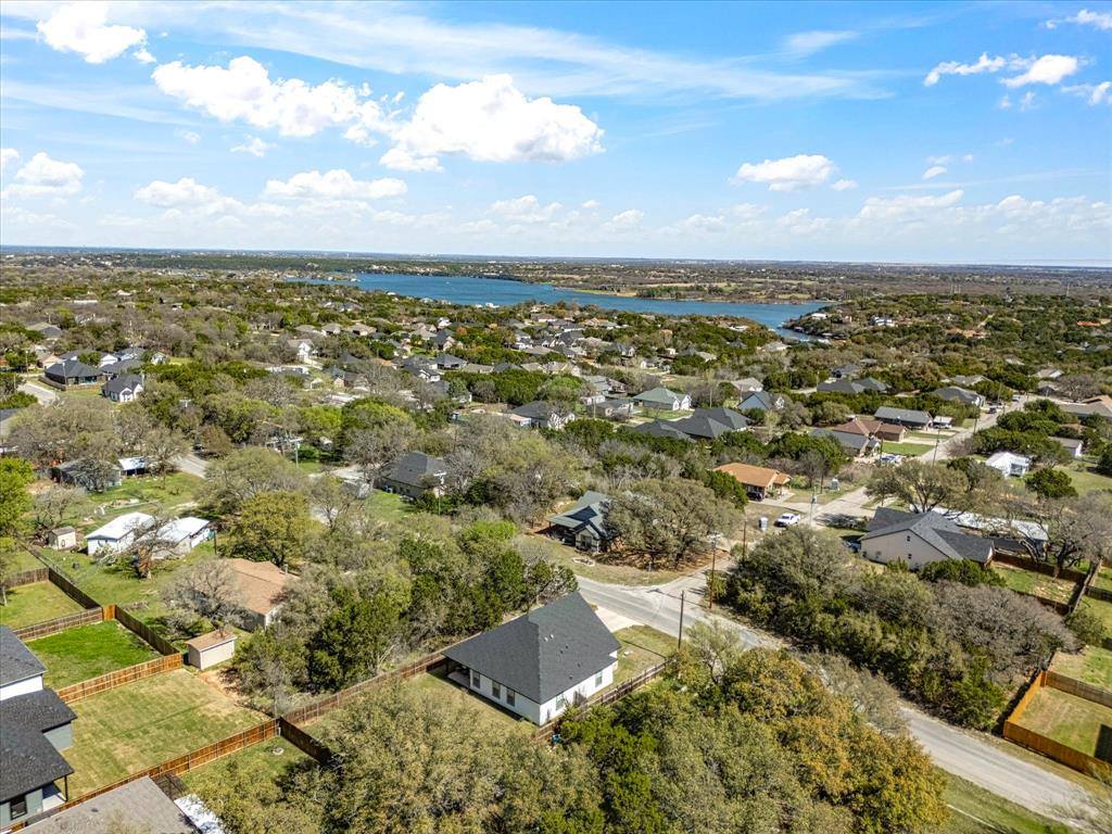 3039 Steepleridge Circle, Granbury, TX 76048