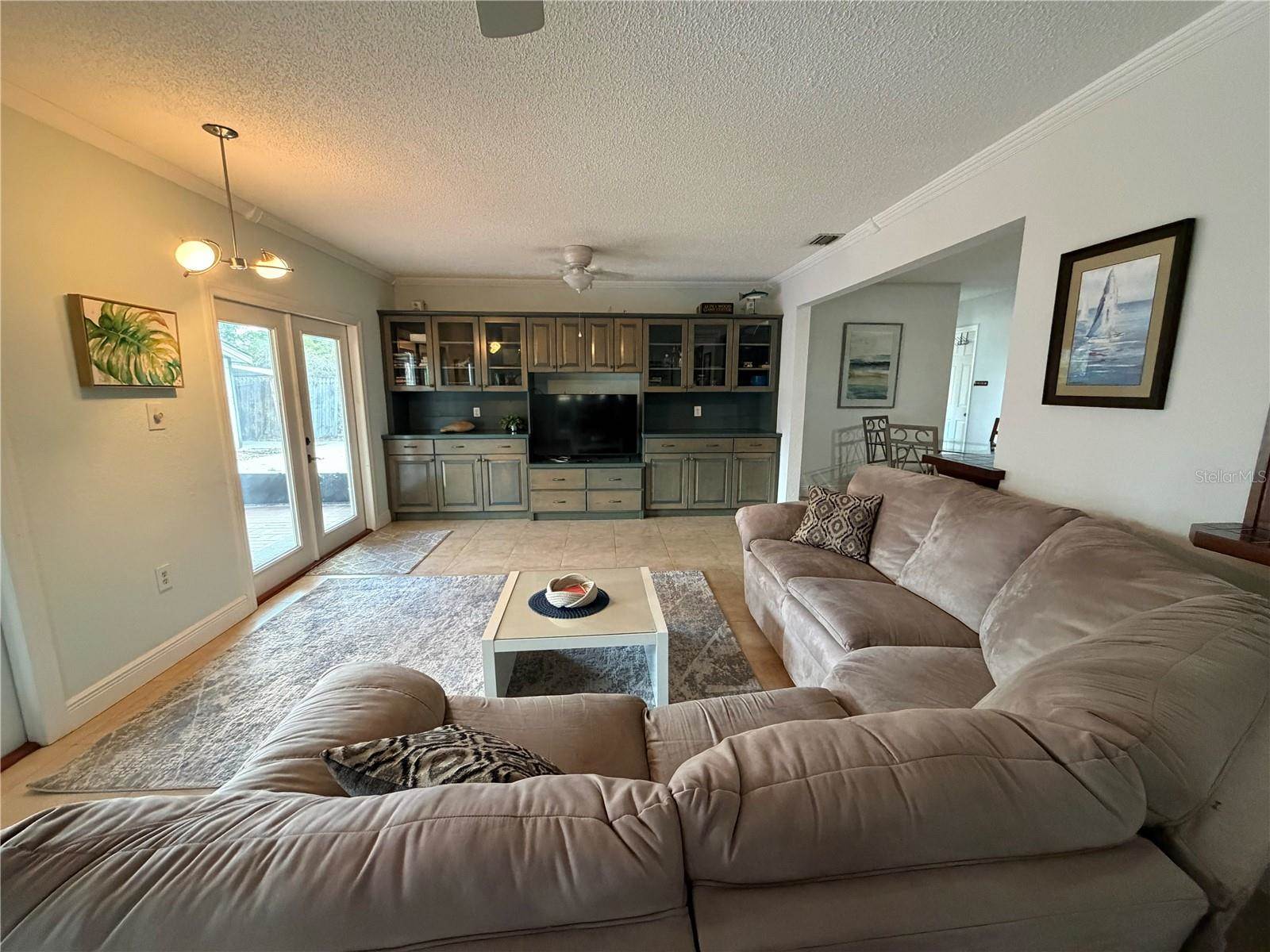 1500 Crest Drive, Englewood, FL 34223