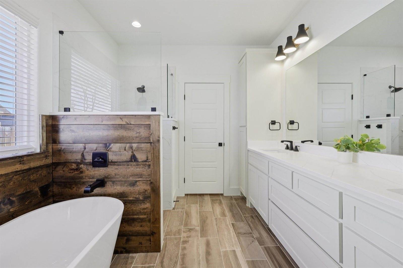 2032 Rattler Way, Tolar, TX 76476