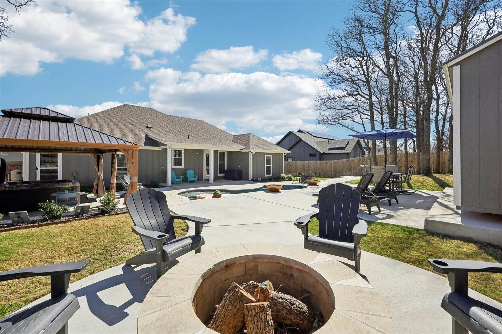 2032 Rattler Way, Tolar, TX 76476