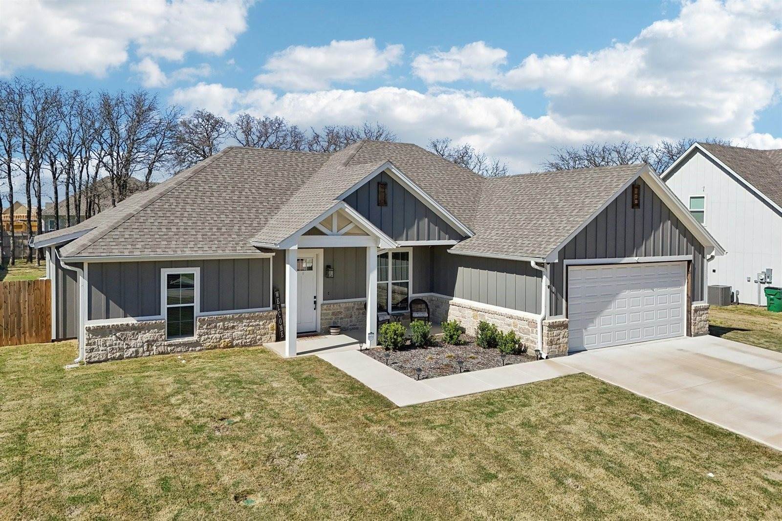 2032 Rattler Way, Tolar, TX 76476