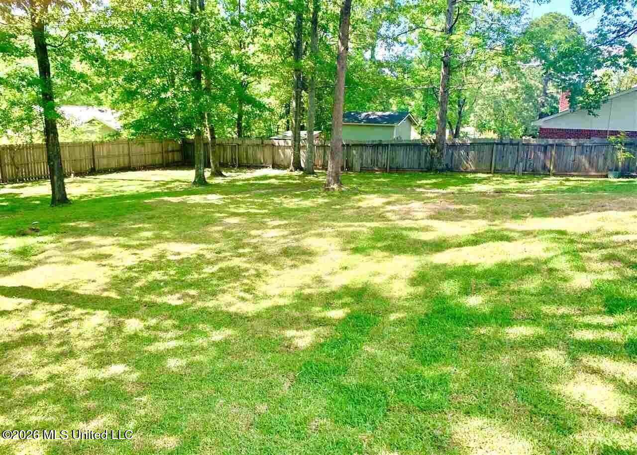 209 Pembroke Drive, Brandon, MS 39047
