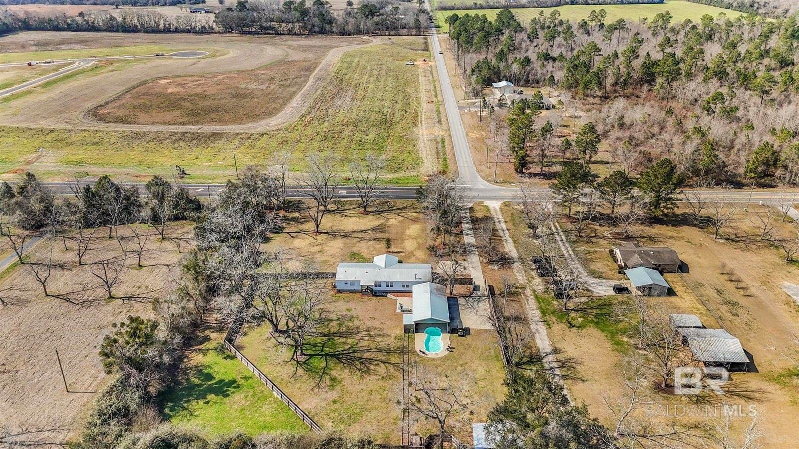 26000 County Road 55, Loxley, AL 36551