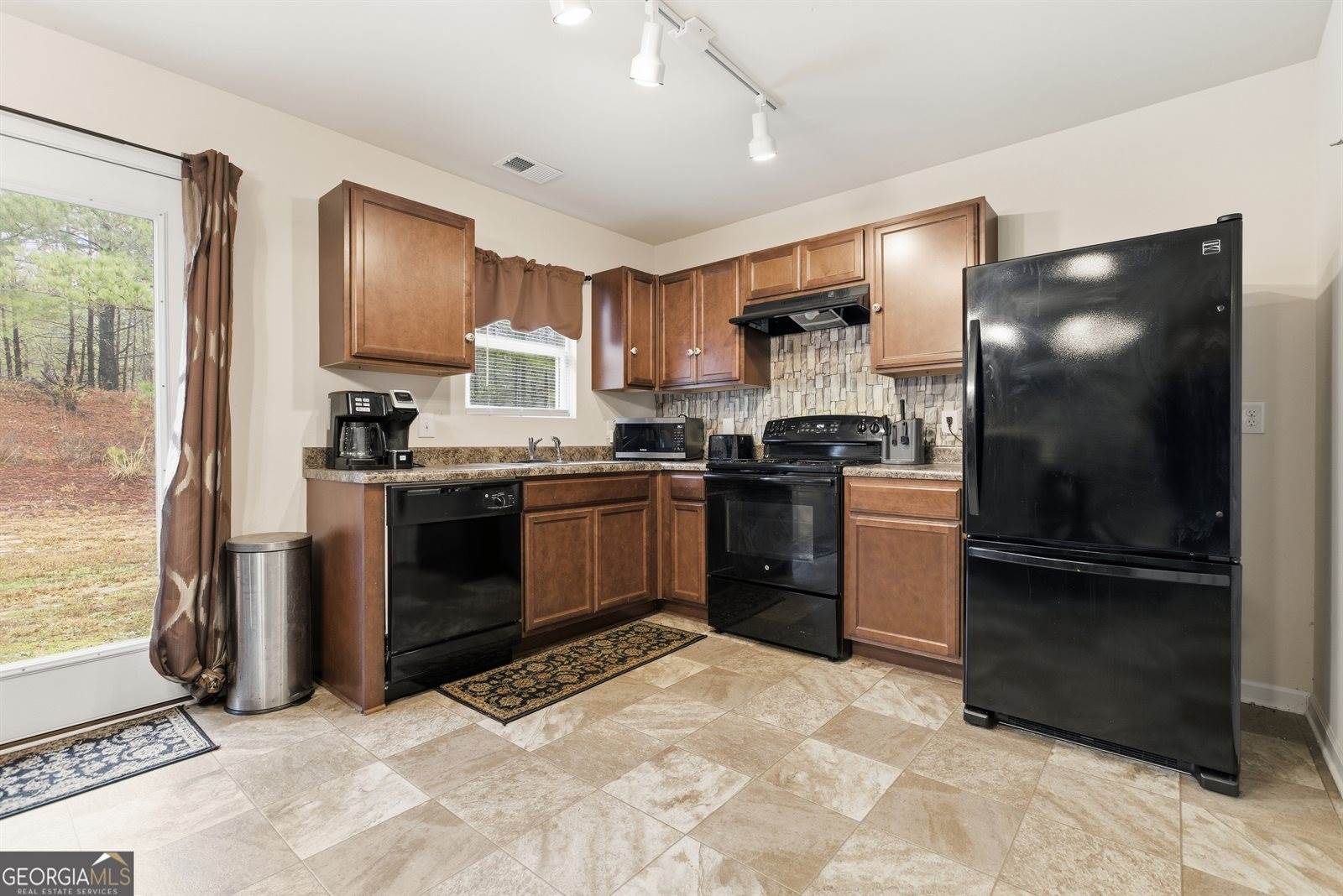 5325 Roundabout Drive, Columbus, GA 31907