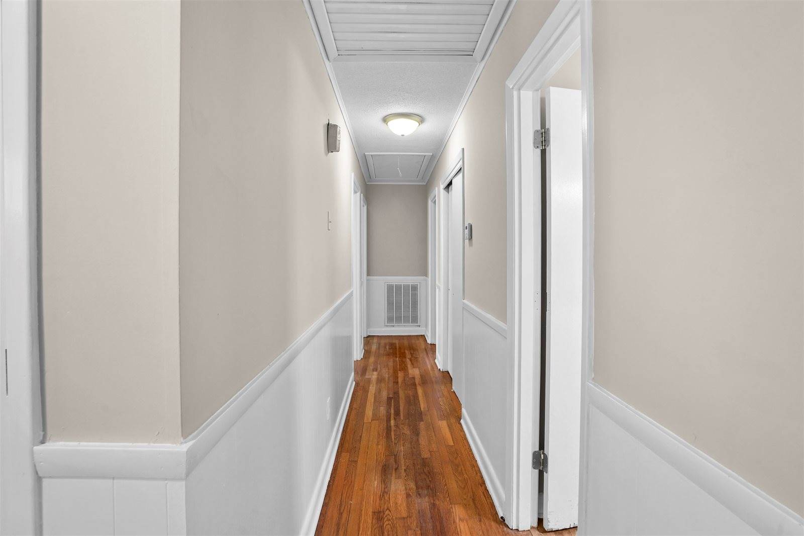 329 Earl Drive, Spartanburg, SC 29306