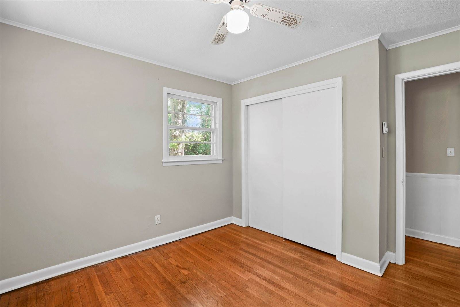 329 Earl Drive, Spartanburg, SC 29306