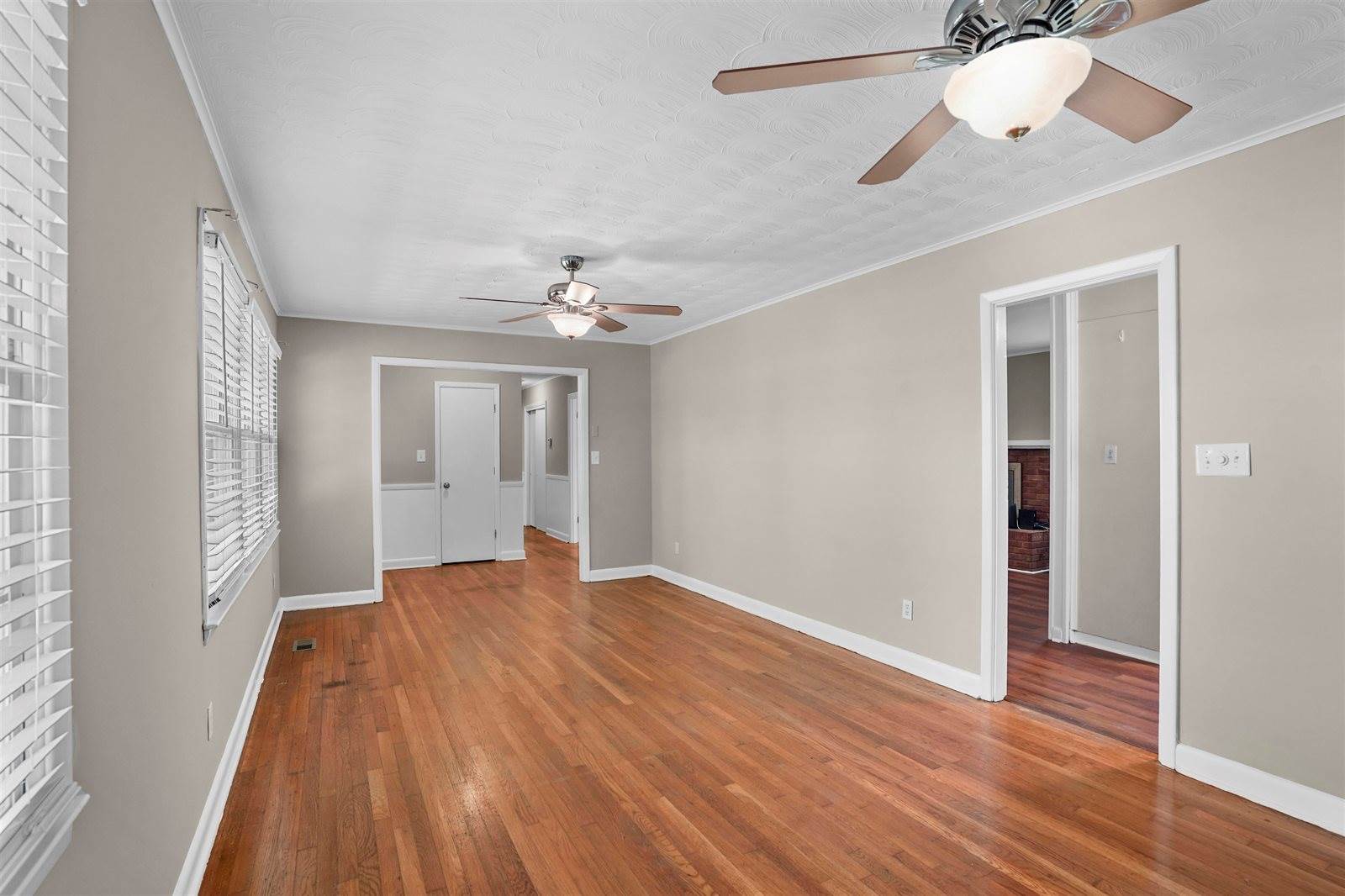 329 Earl Drive, Spartanburg, SC 29306