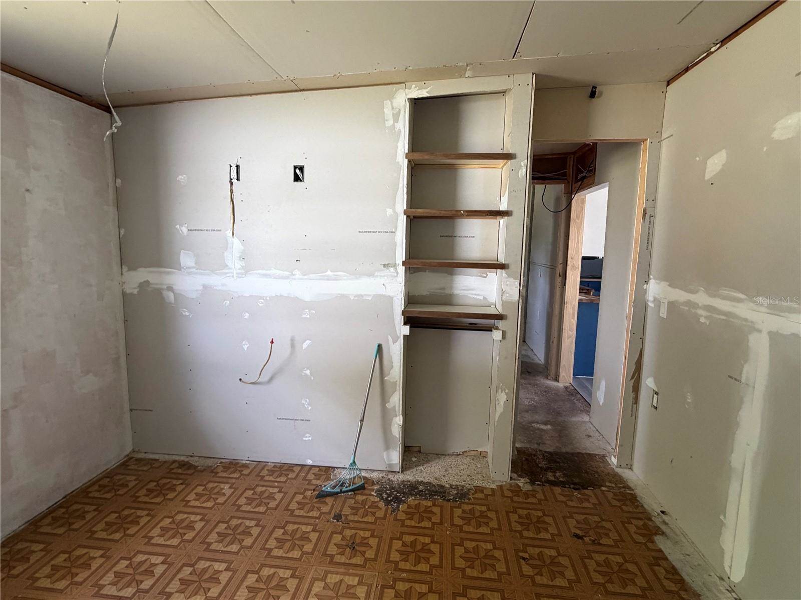 222 West Wentworth Street, Englewood, FL 34223