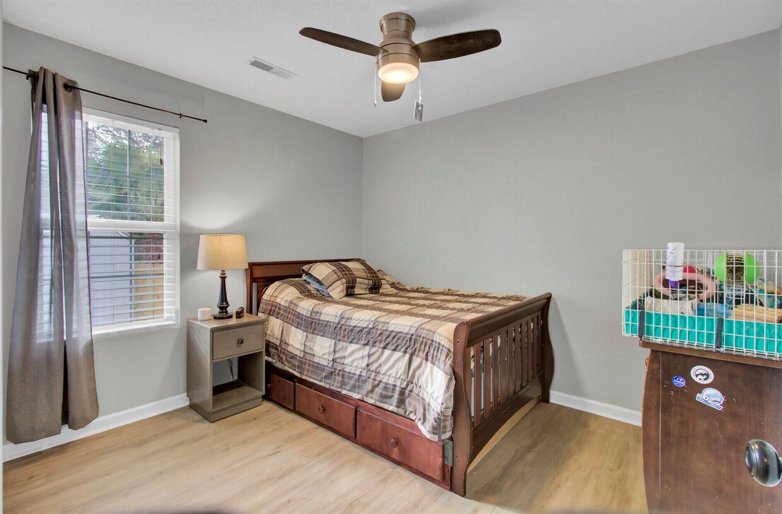 212 Thames Avenue, Summerville, SC 29485