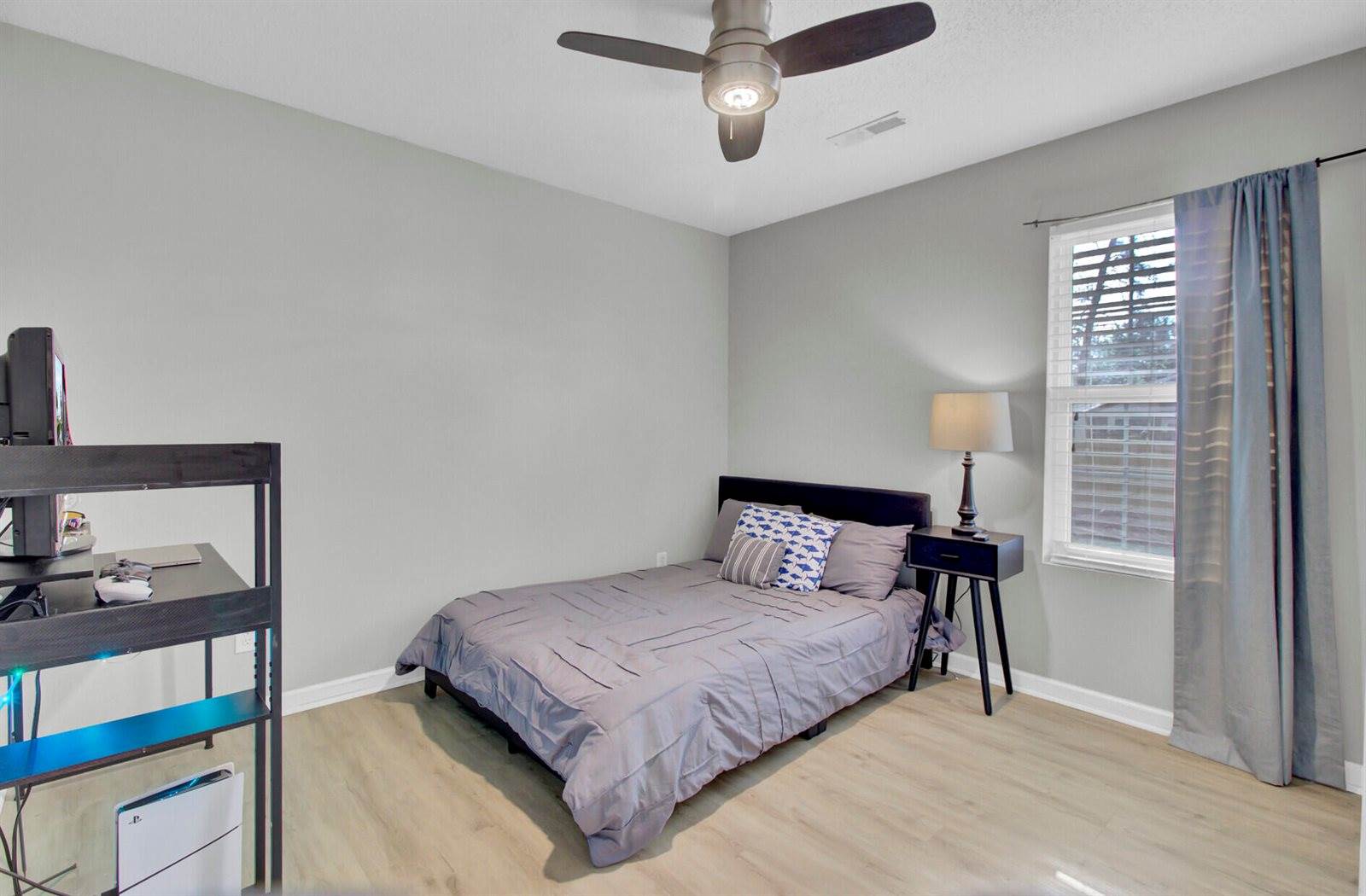 212 Thames Avenue, Summerville, SC 29485