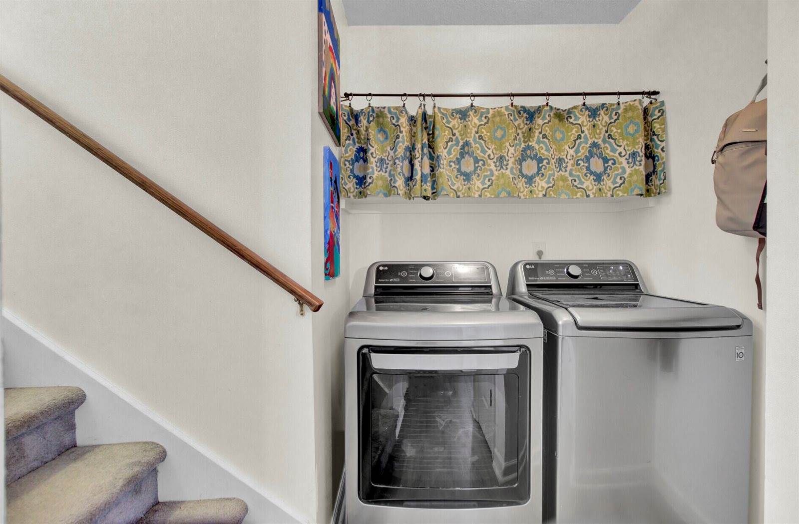 212 Thames Avenue, Summerville, SC 29485