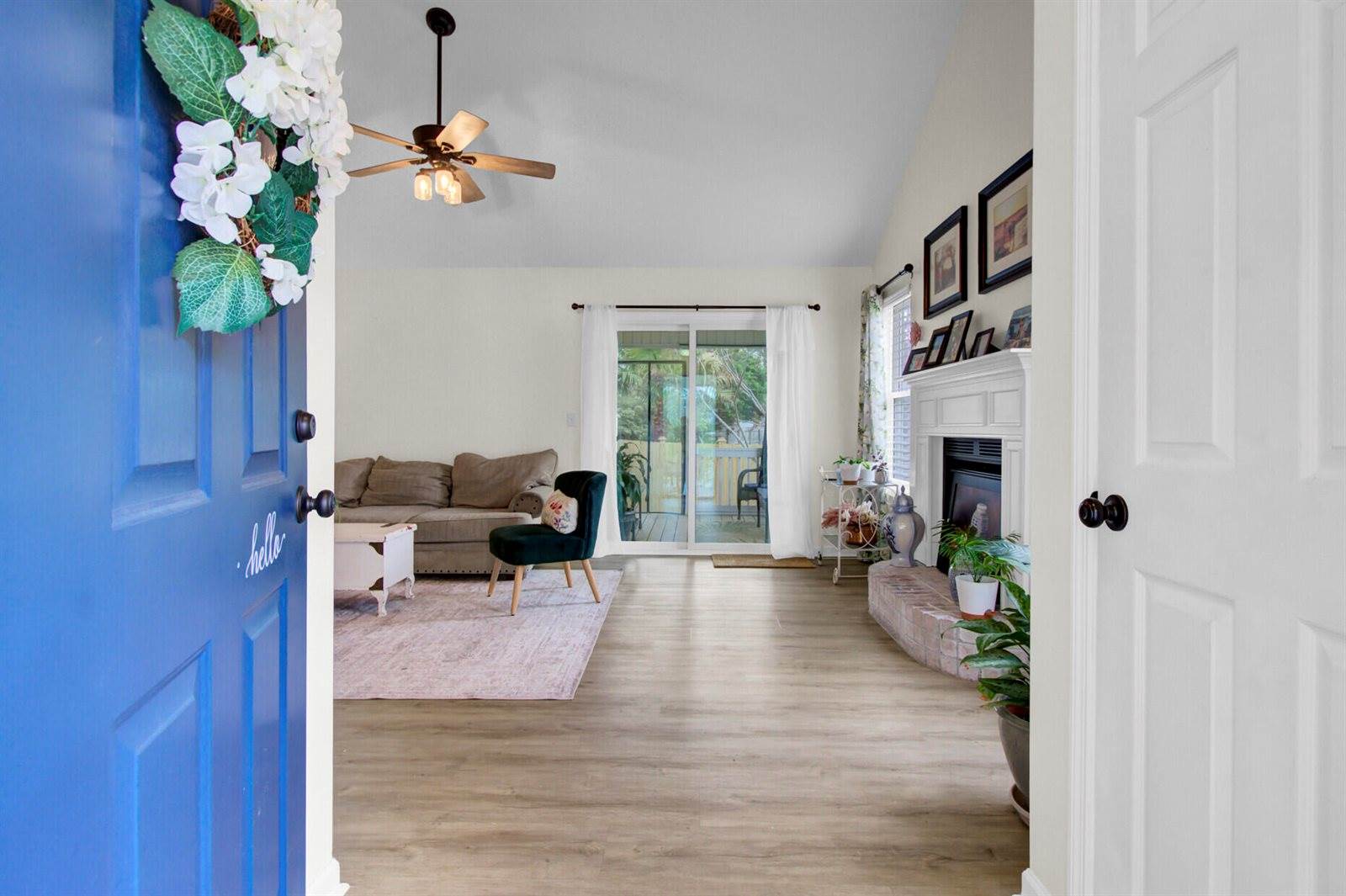 212 Thames Avenue, Summerville, SC 29485