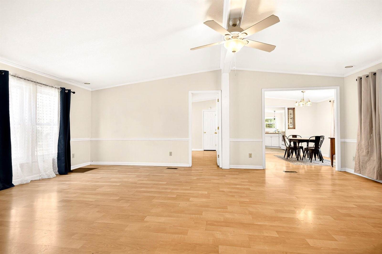 1223 Benton Road, Summerton, SC 29148