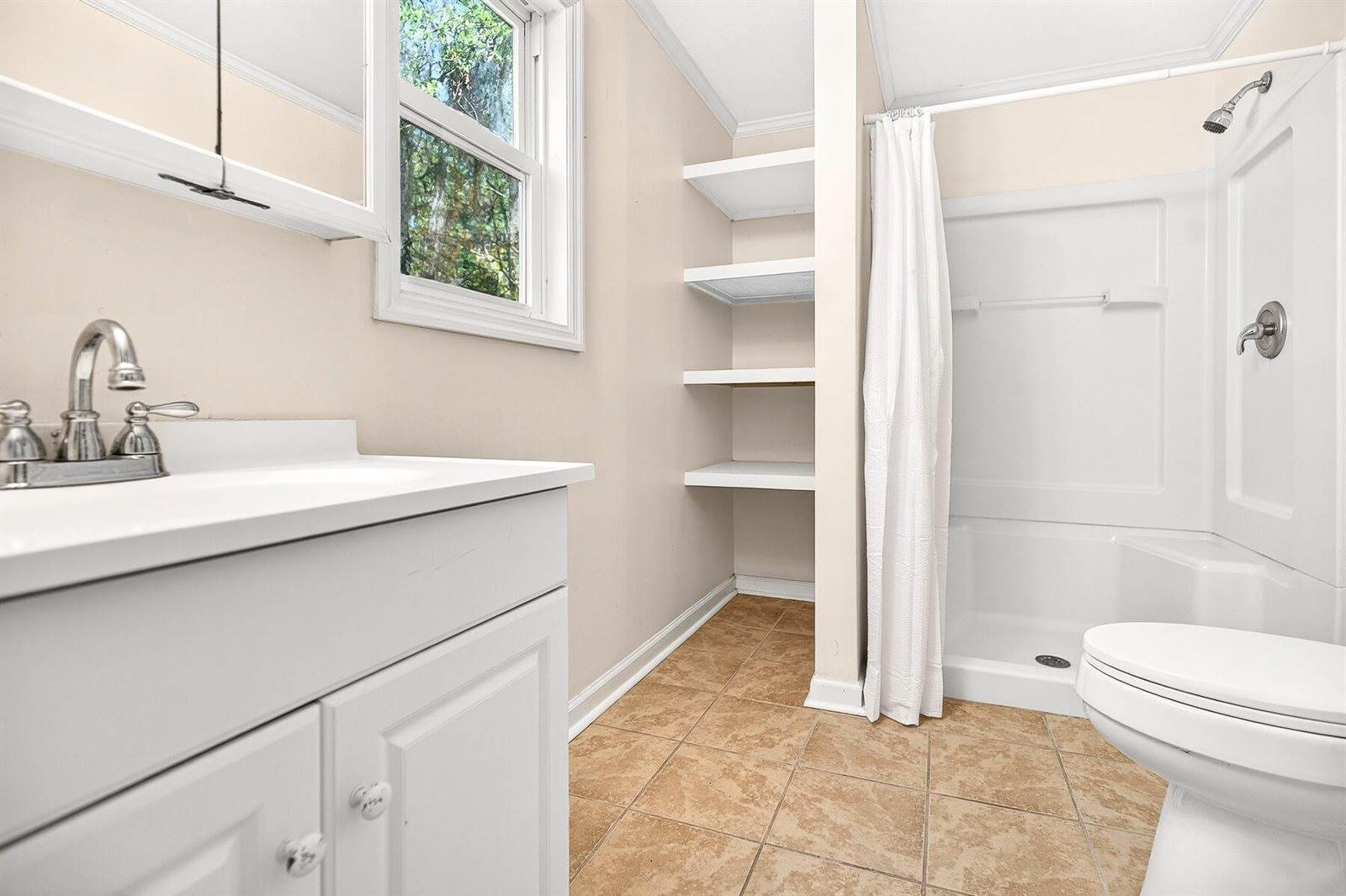 1223 Benton Road, Summerton, SC 29148