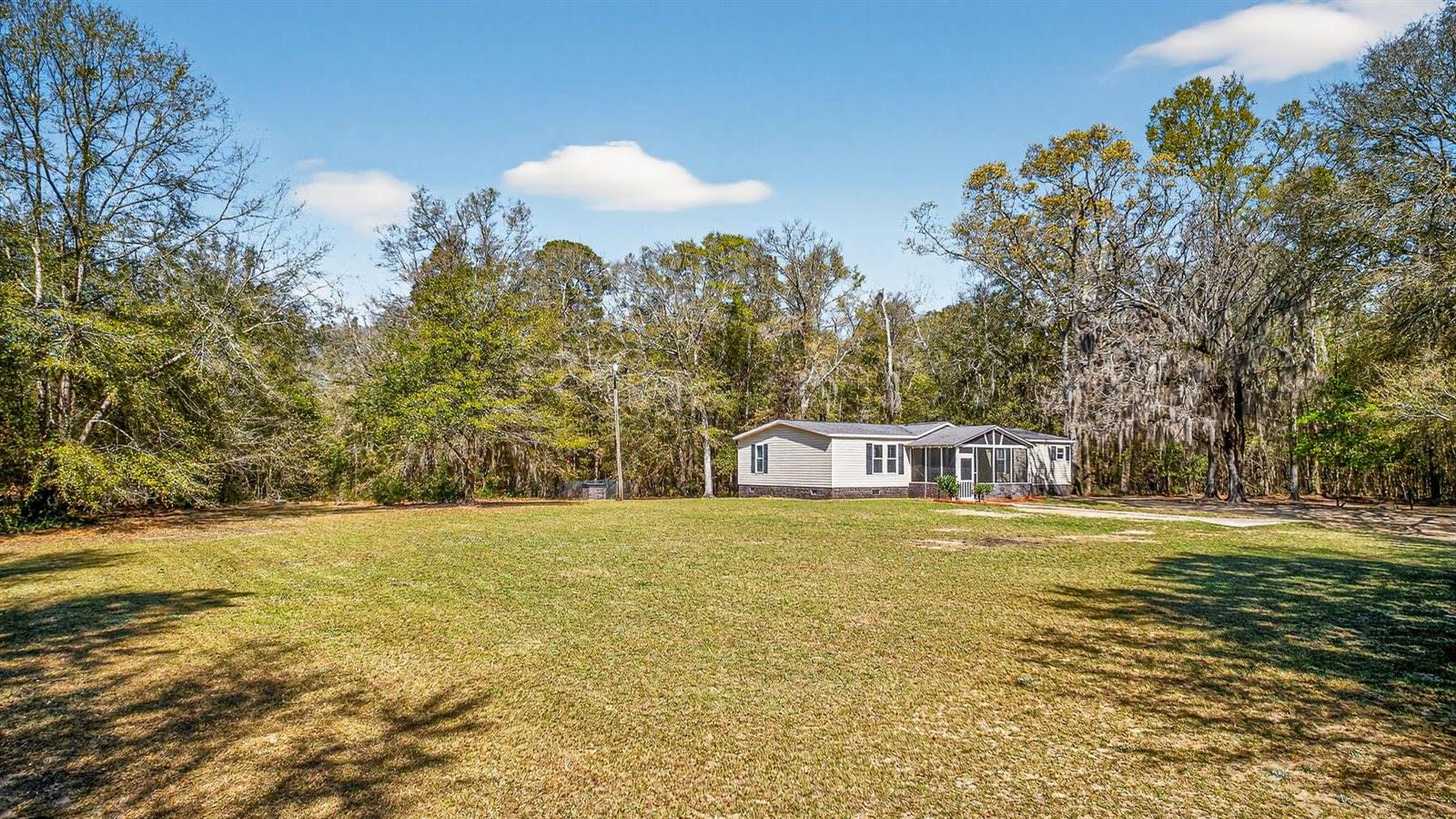 1223 Benton Road, Summerton, SC 29148