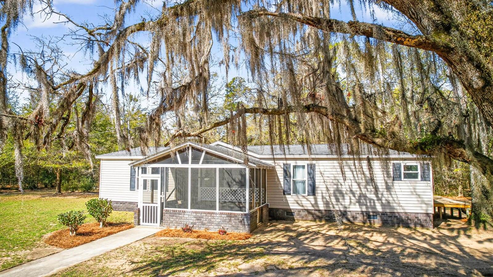 1223 Benton Road, Summerton, SC 29148
