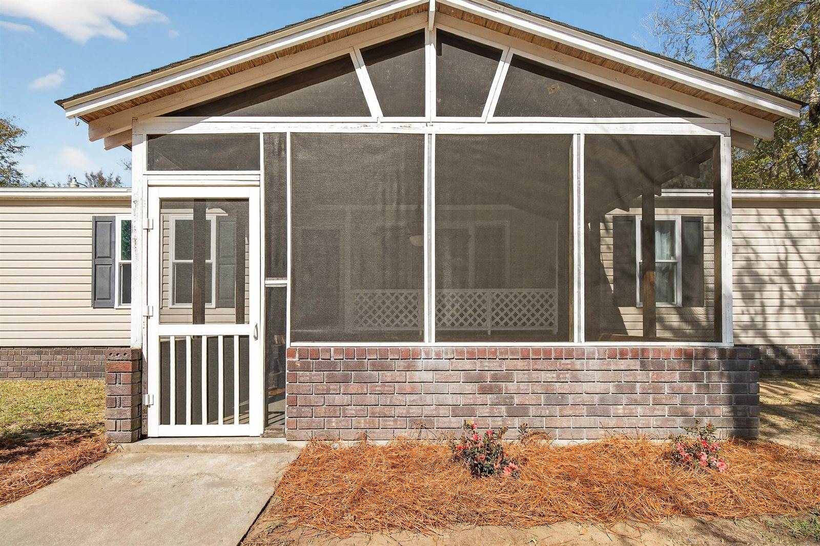 1223 Benton Road, Summerton, SC 29148