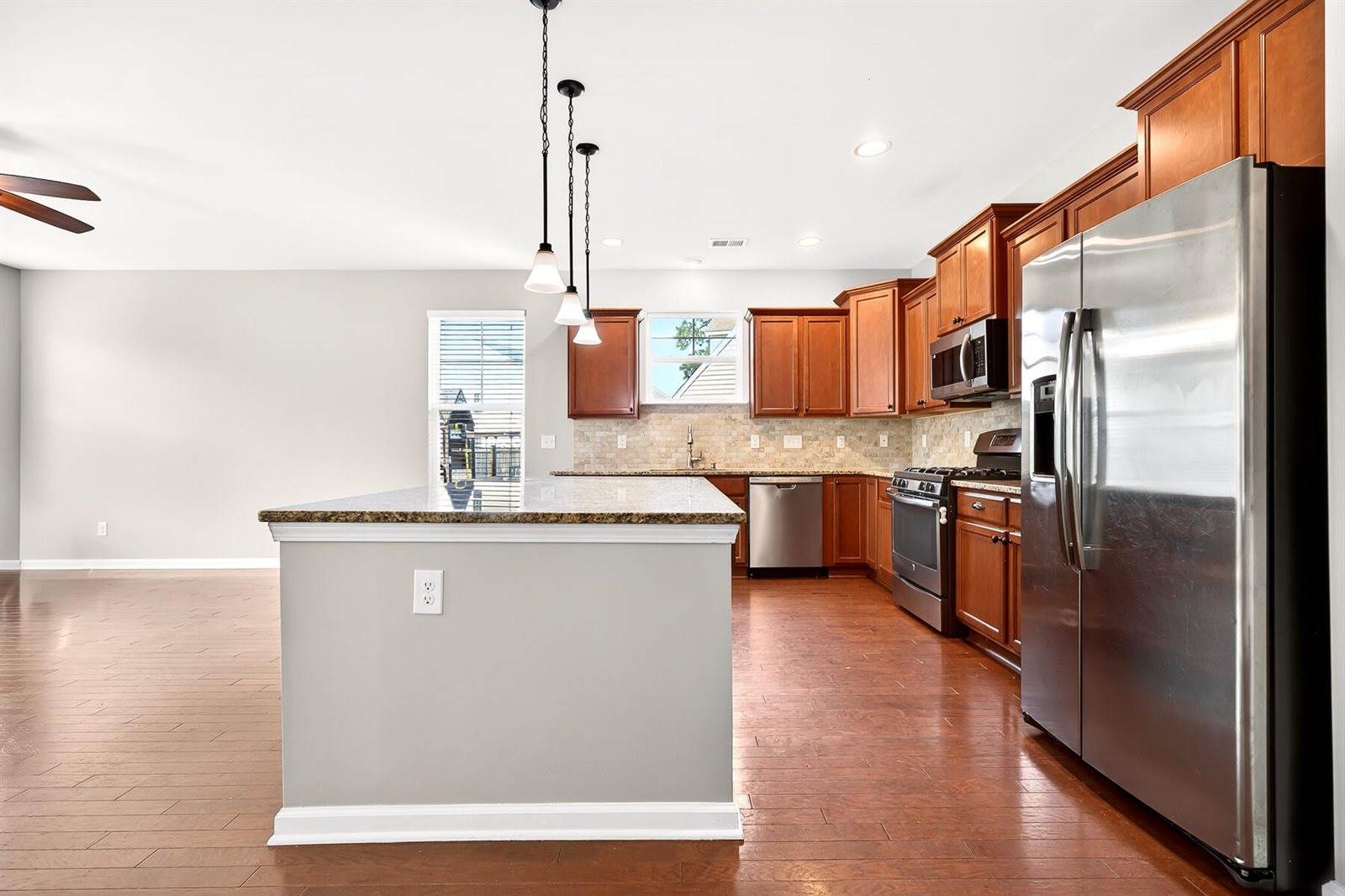 570 Rosings Drive, Summerville, SC 29483