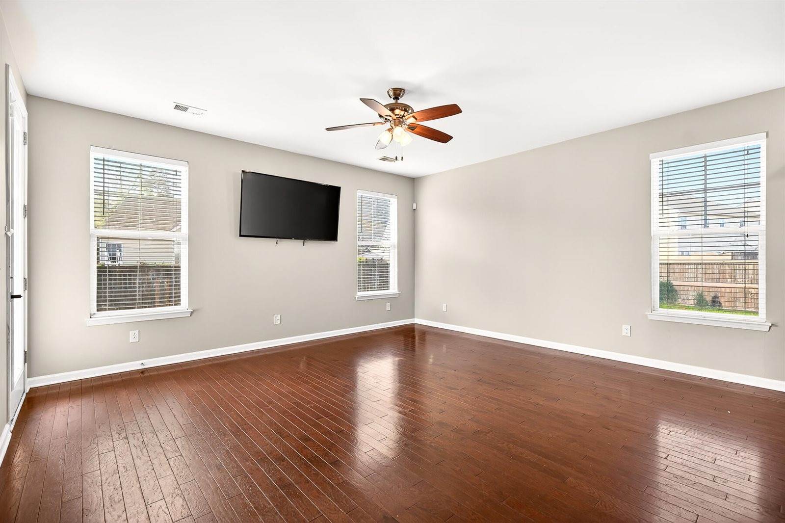 570 Rosings Drive, Summerville, SC 29483