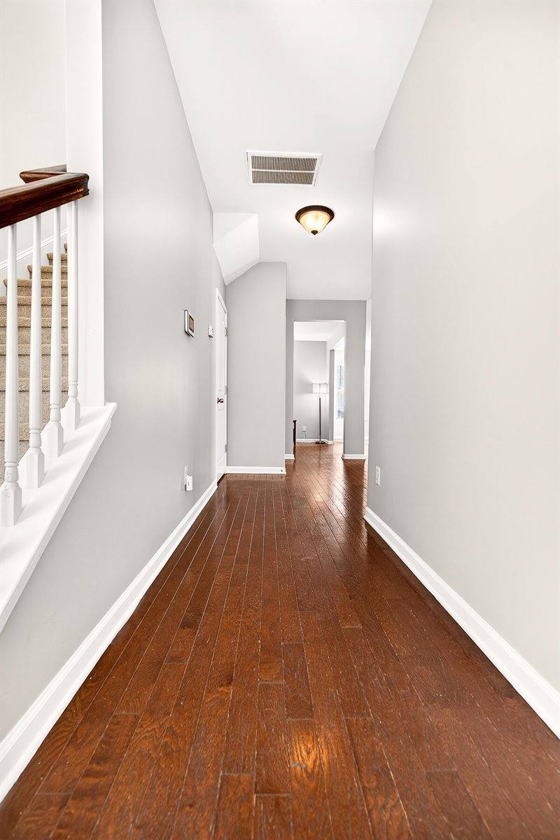 570 Rosings Drive, Summerville, SC 29483