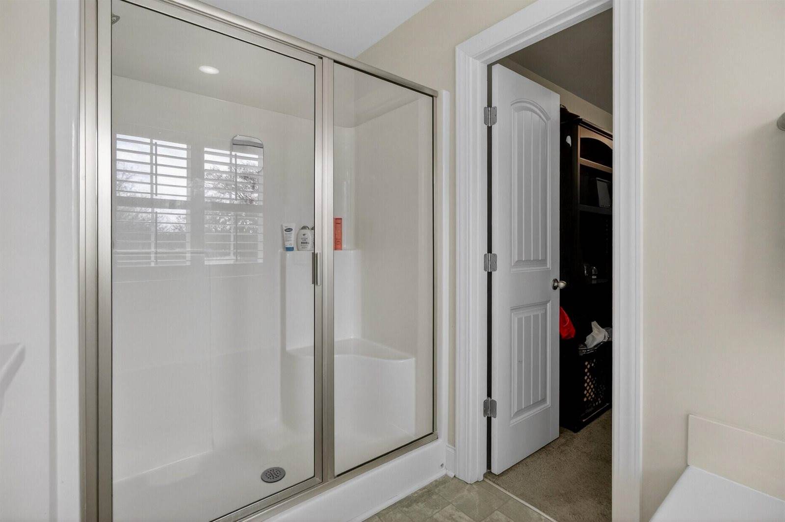 5106 Celtic Drive, North Charleston, SC 29405