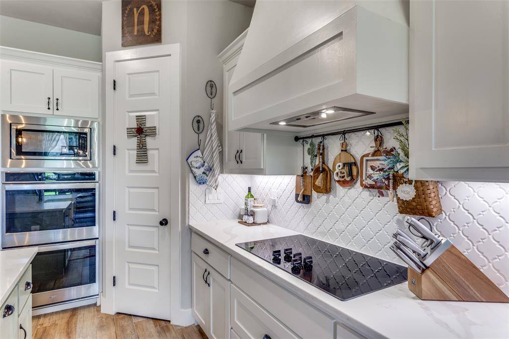 4001 Overlook Way, Weatherford, TX 76085