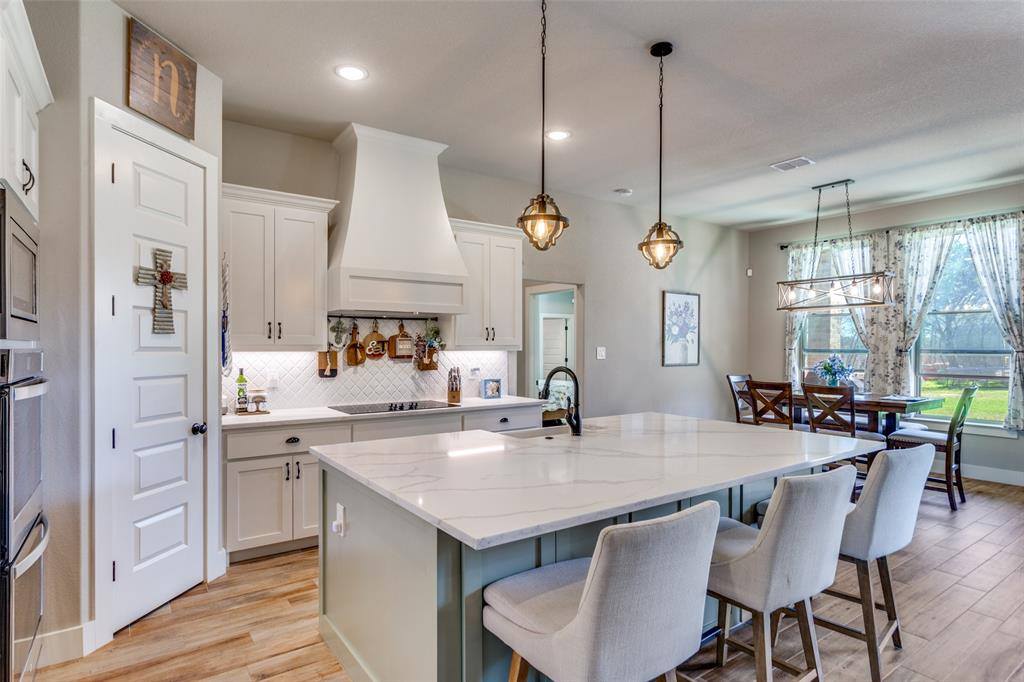 4001 Overlook Way, Weatherford, TX 76085