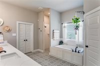 4001 Overlook Way, Weatherford, TX 76085