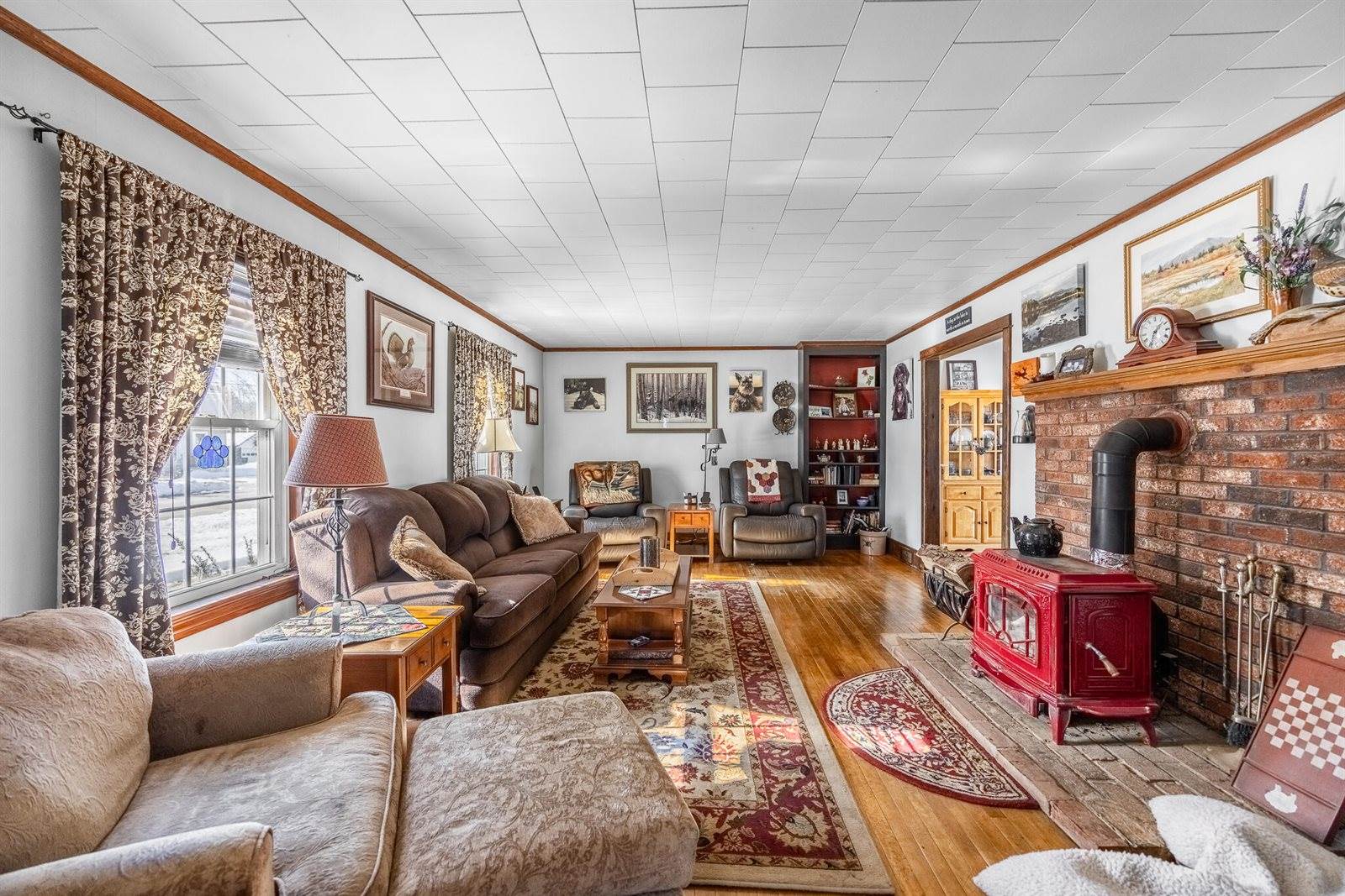 15 Fairfax Street, Bangor, ME 04401