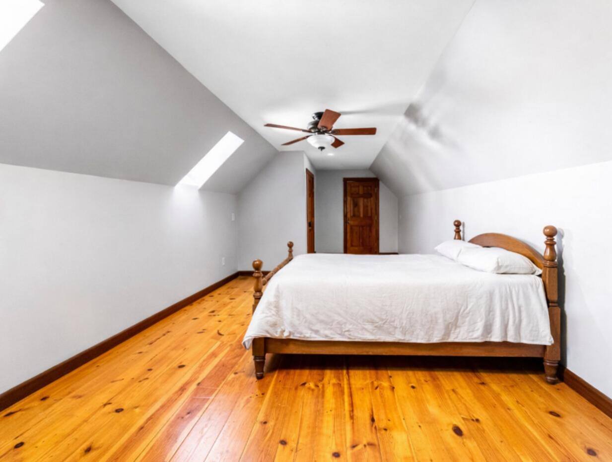 15 Fairfax Street, Bangor, ME 04401