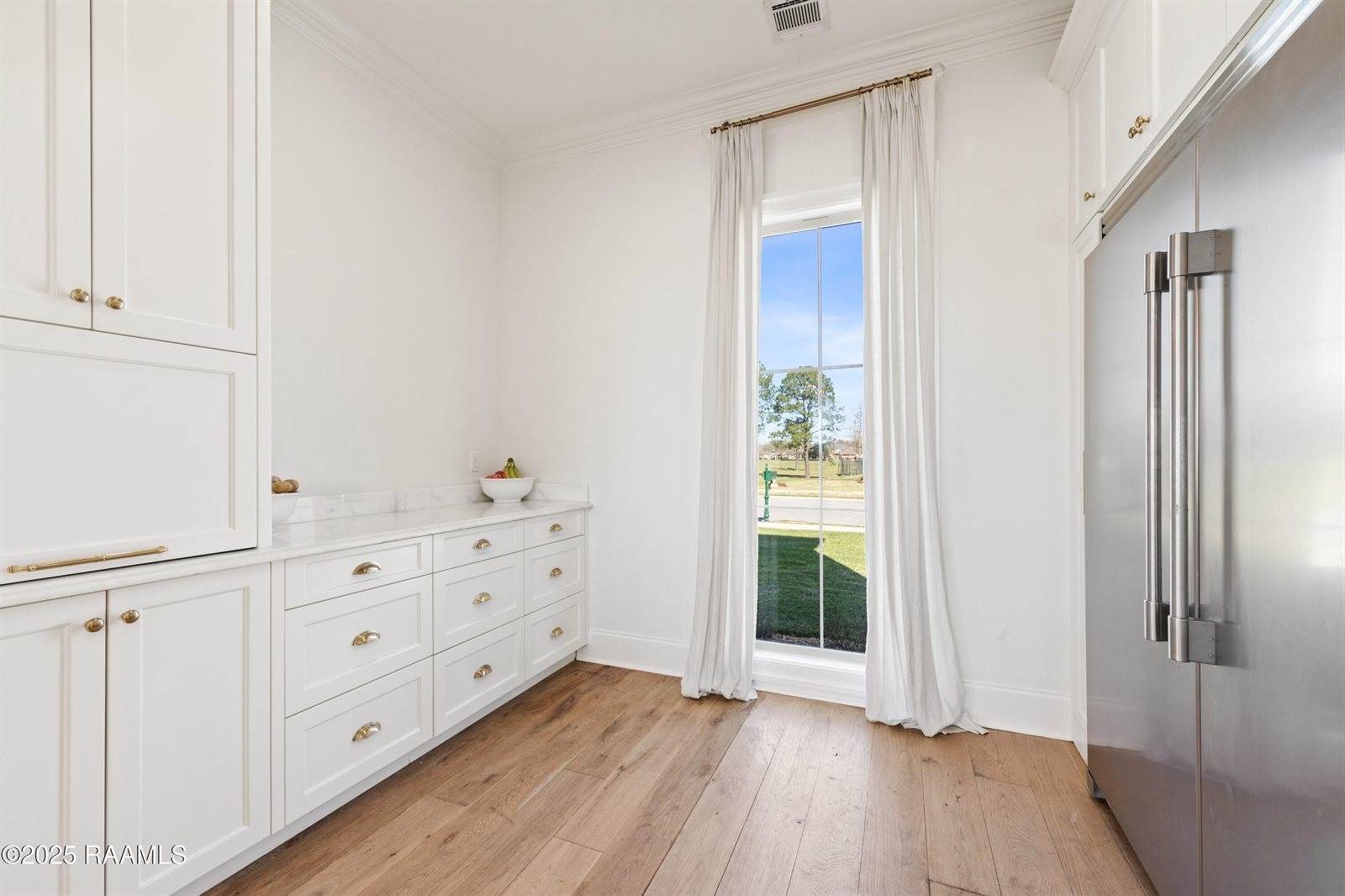 1044 The Lake Drive, Broussard, LA 70518