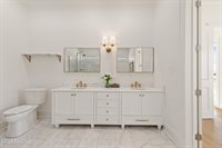 1044 The Lake Drive, Broussard, LA 70518