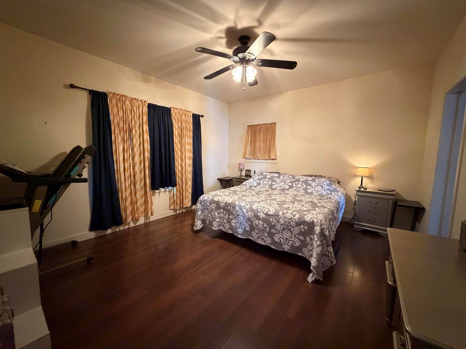 1354 Maine 150, Parkman, ME 04443