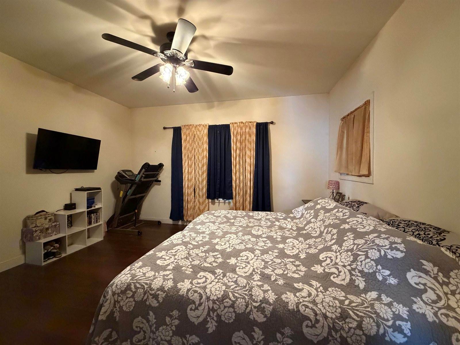 1354 Maine 150, Parkman, ME 04443