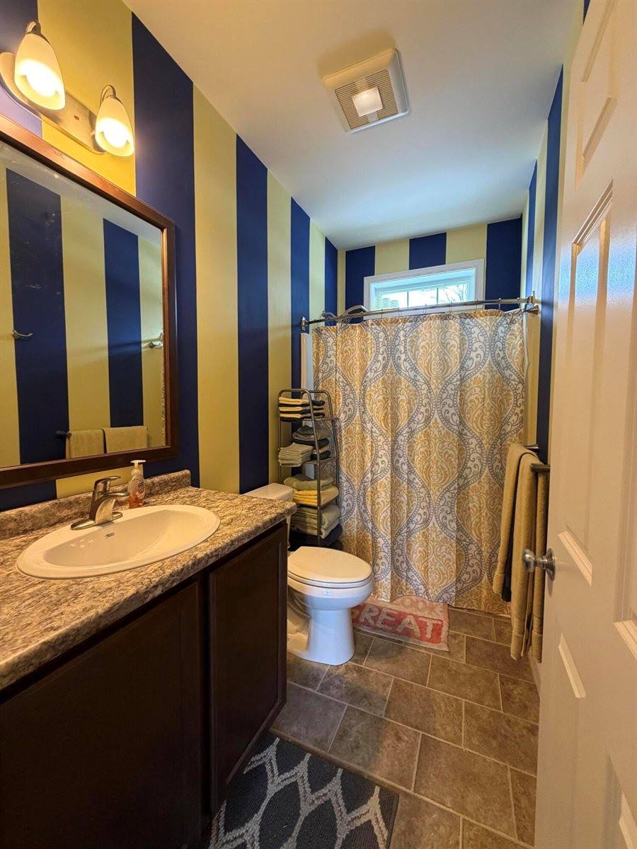 1354 Maine 150, Parkman, ME 04443