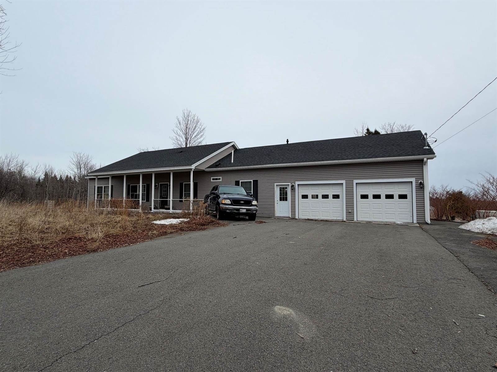 1354 Maine 150, Parkman, ME 04443