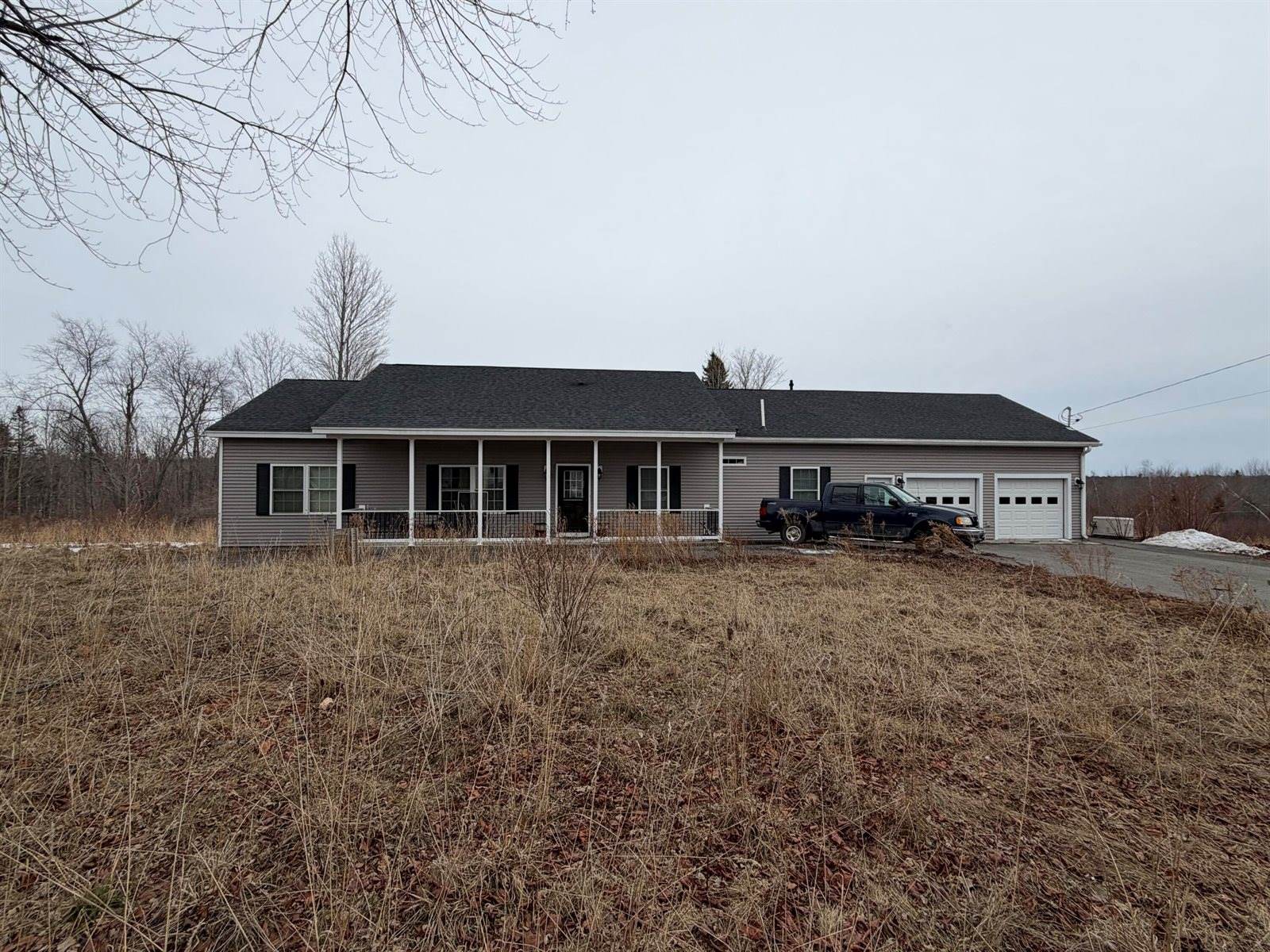 1354 Maine 150, Parkman, ME 04443