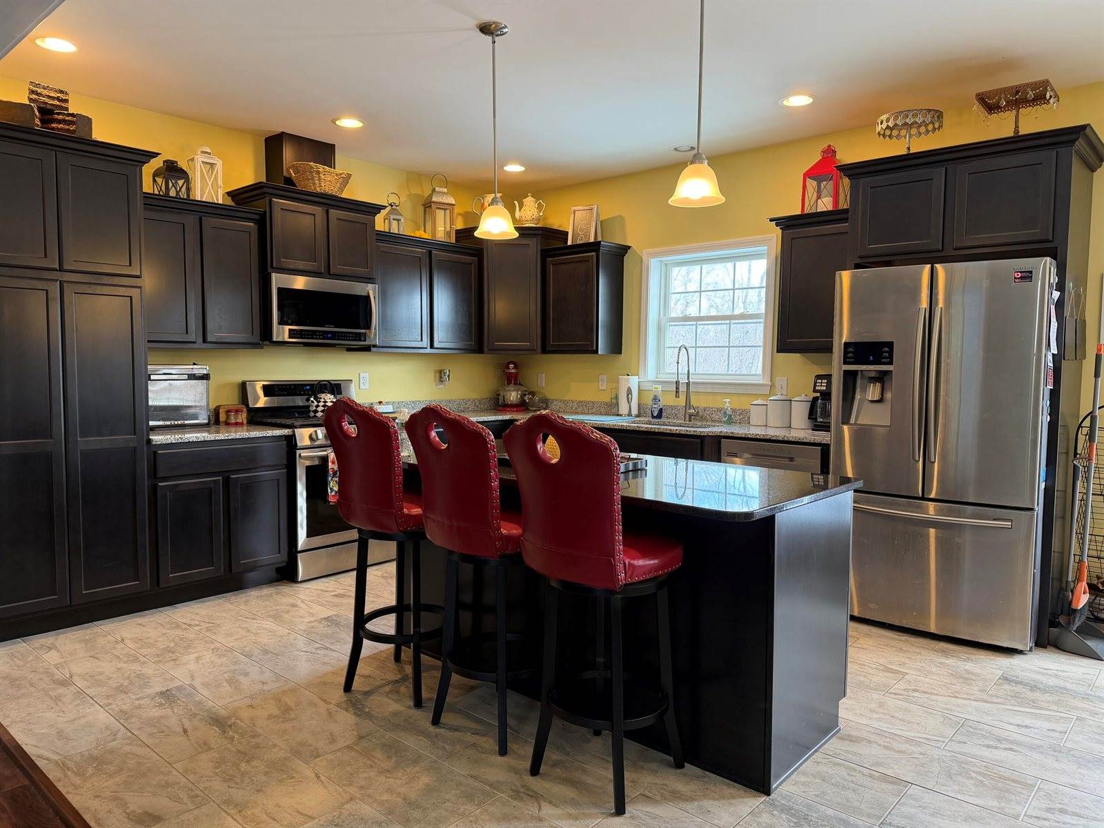 1354 Maine 150, Parkman, ME 04443