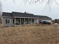 1354 Maine 150, Parkman, ME 04443