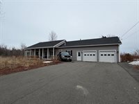 1354 Maine 150, Parkman, ME 04443