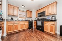 1005 Meadowbrooke Ln, Junction City, KS 66441