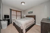 1005 Meadowbrooke Ln, Junction City, KS 66441