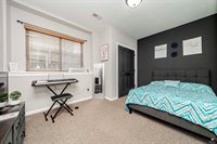 1005 Meadowbrooke Ln, Junction City, KS 66441