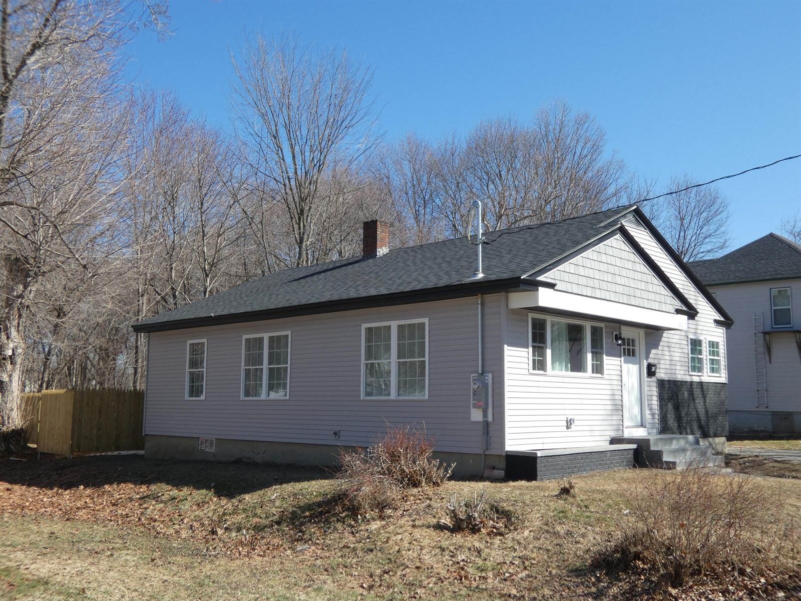 28.5 Elm Street, Fairfield, ME 04937