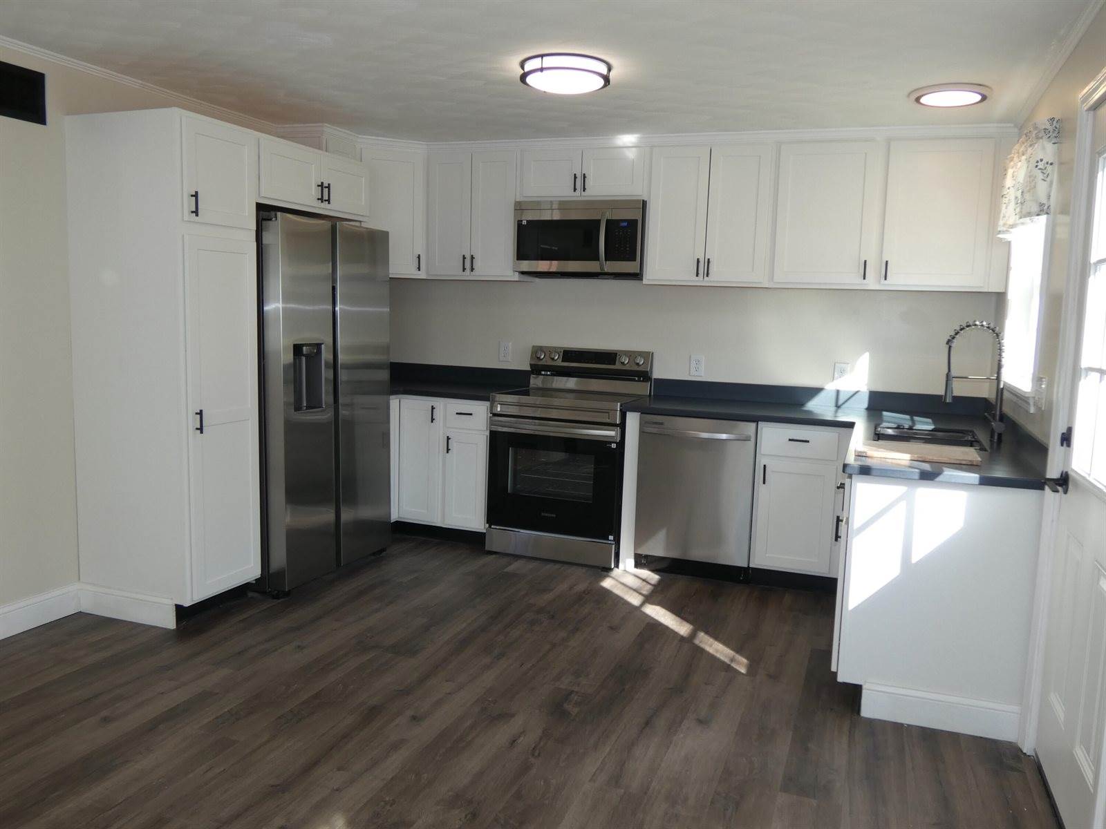 28.5 Elm Street, Fairfield, ME 04937