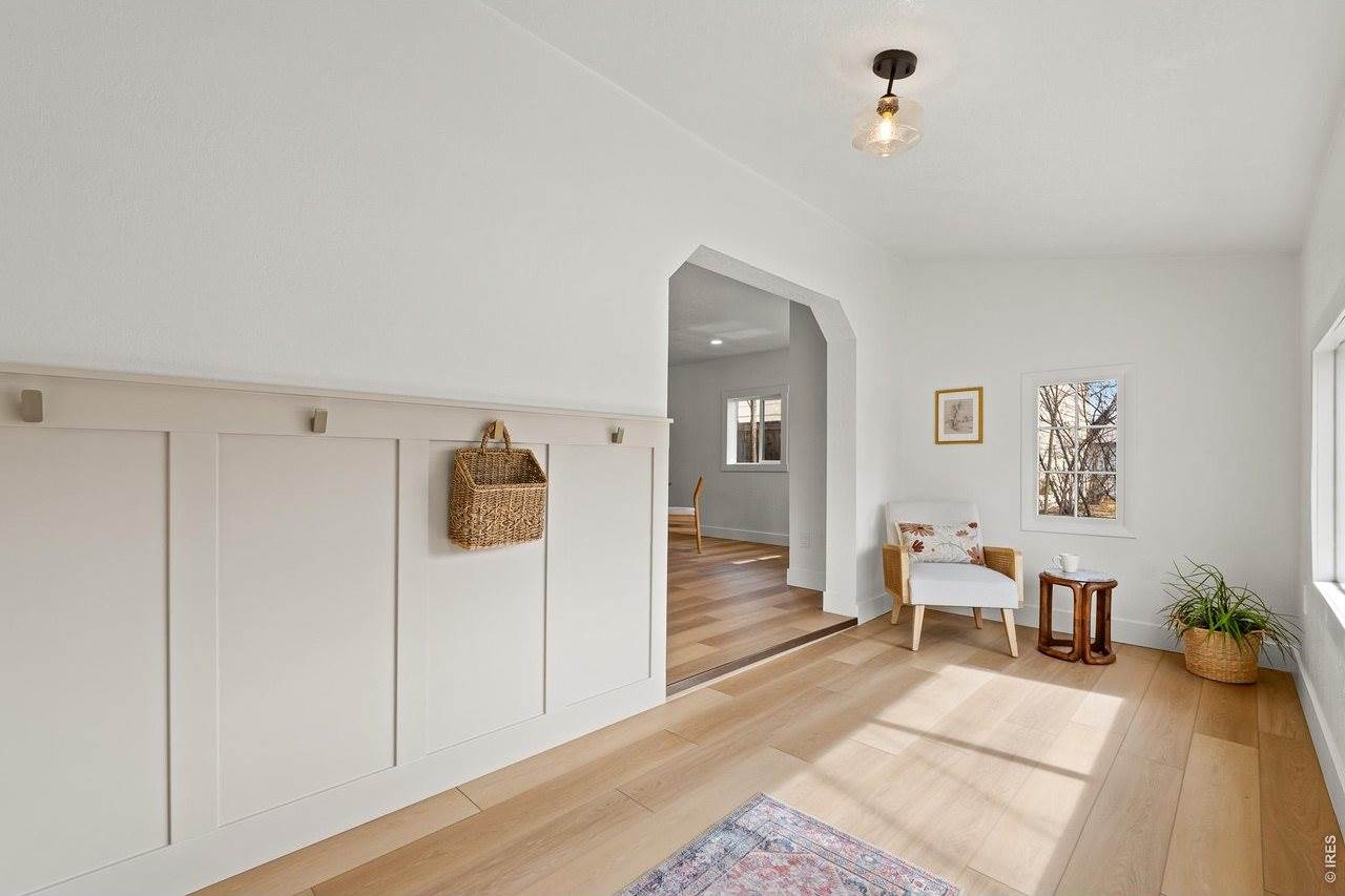 104 Oak St, Windsor, CO 80550